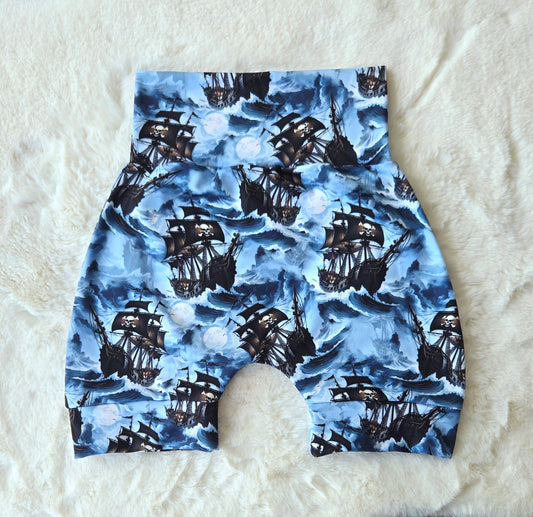 Short bateau taille 3/6t prêtes à partir